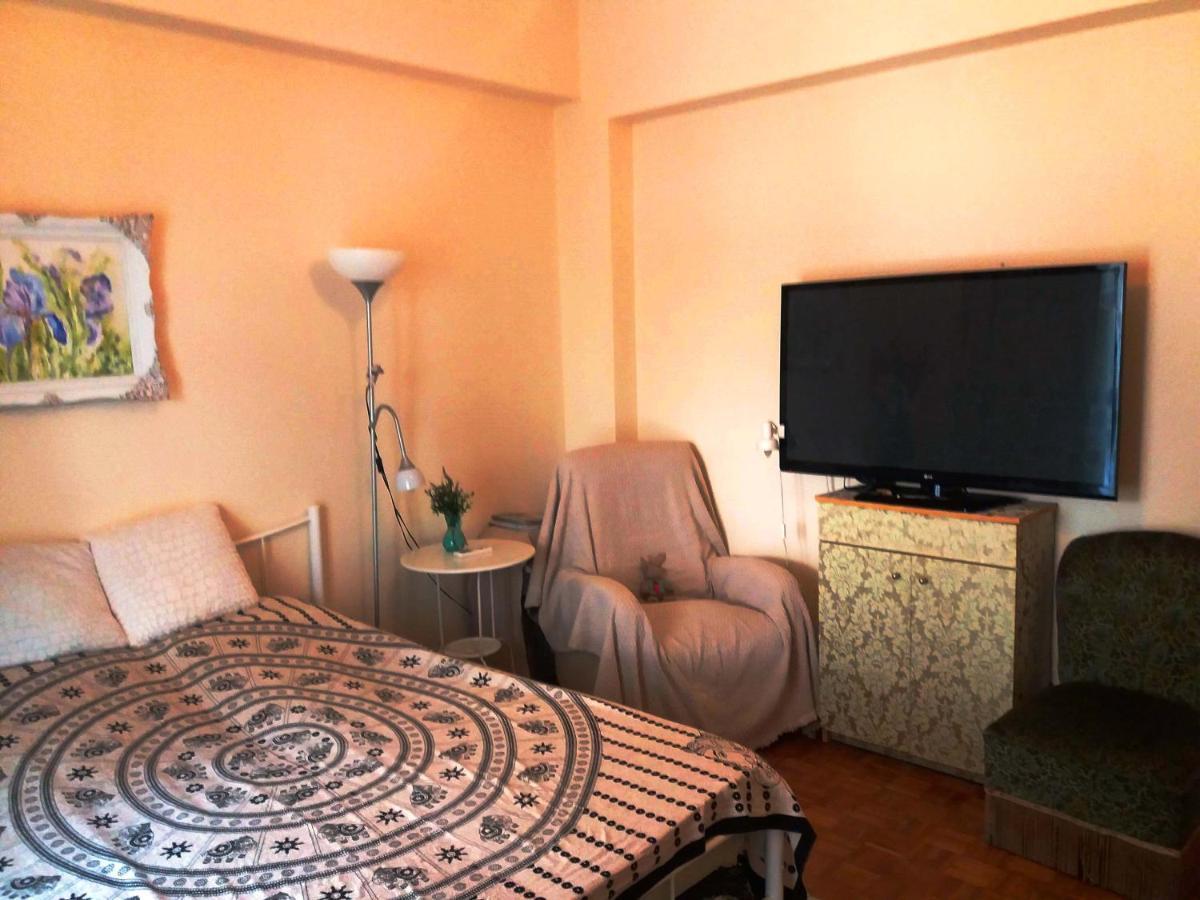 Renovated Apartment In The Center Of Athén Kültér fotó