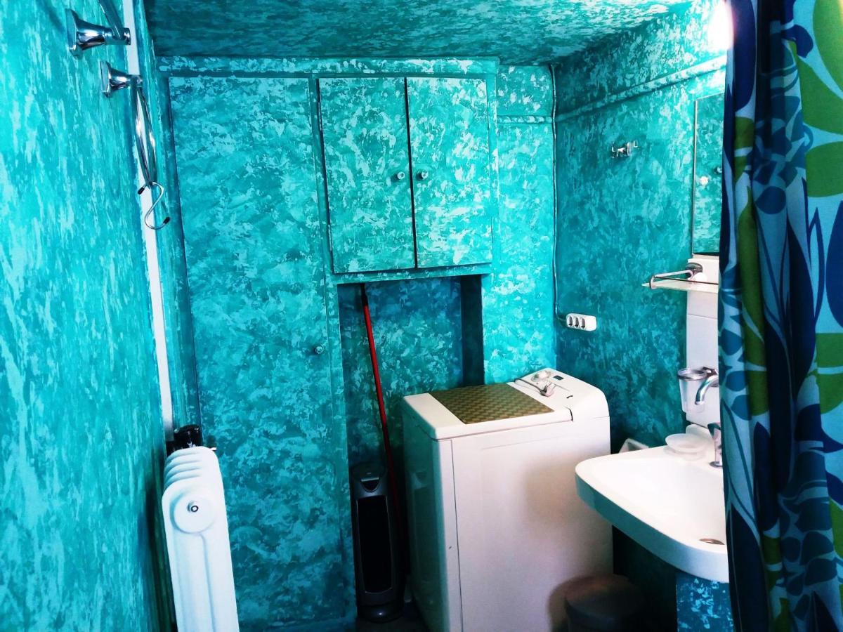 Renovated Apartment In The Center Of Athén Kültér fotó