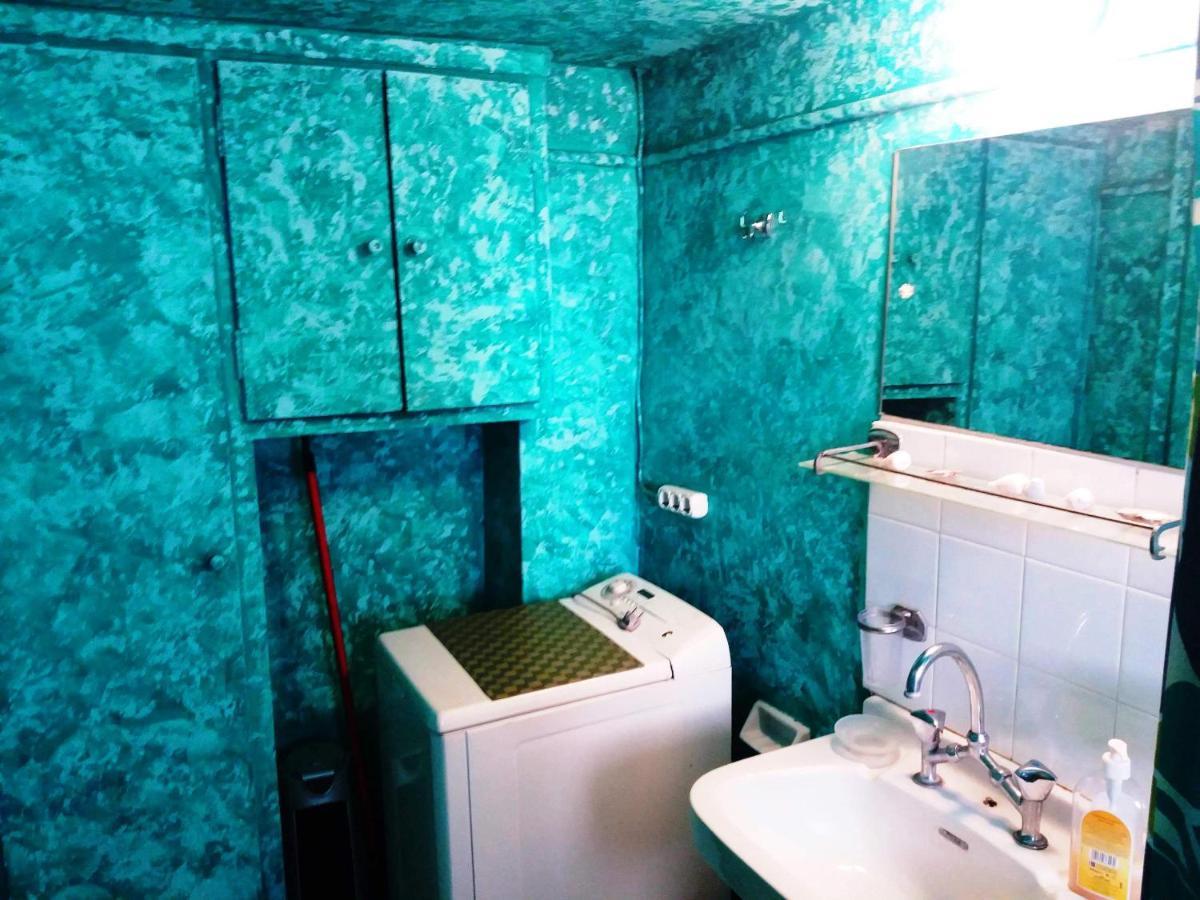 Renovated Apartment In The Center Of Athén Kültér fotó