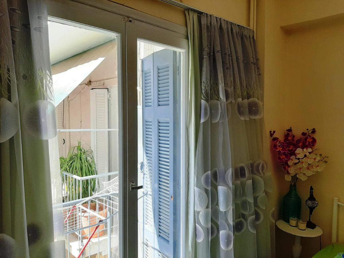 Renovated Apartment In The Center Of Athén Kültér fotó